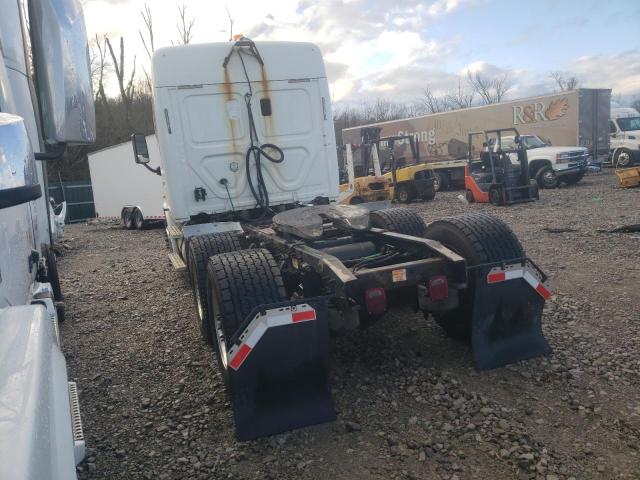 Image 3 of 2016 FREIGHTLINER CASCADIA 113  2016 with VIN 1FUJGHDV0GLGY1611
