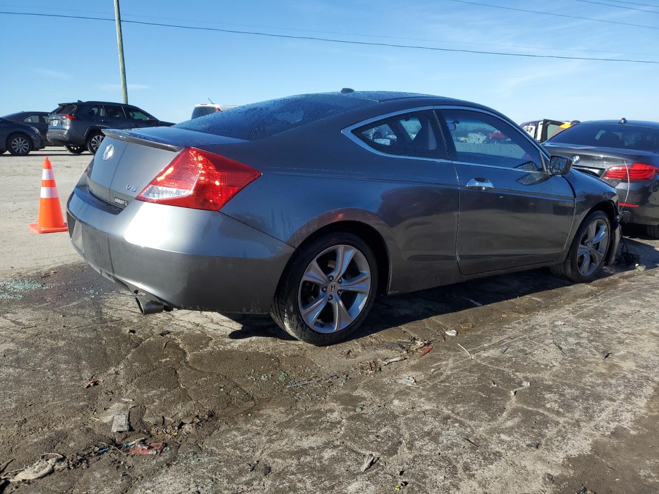Image 3 of 2012 HONDA ACCORD EXL 2012 with VIN 1HGCS2B8XCA009438