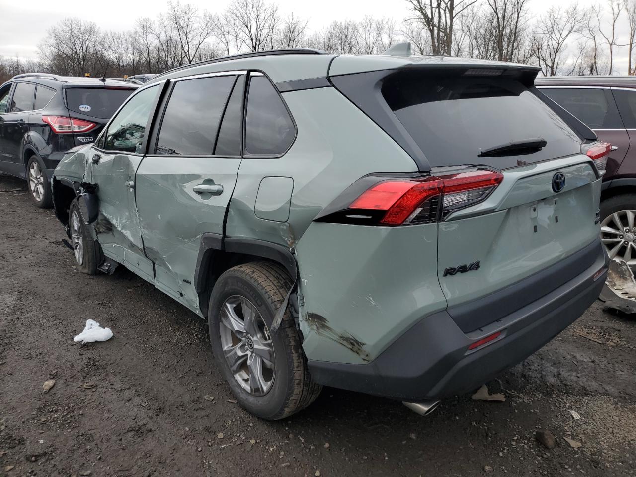 Image 2 of 2022 TOYOTA RAV4 XLE 2022 with VIN 4T3RWRFV1NU060787