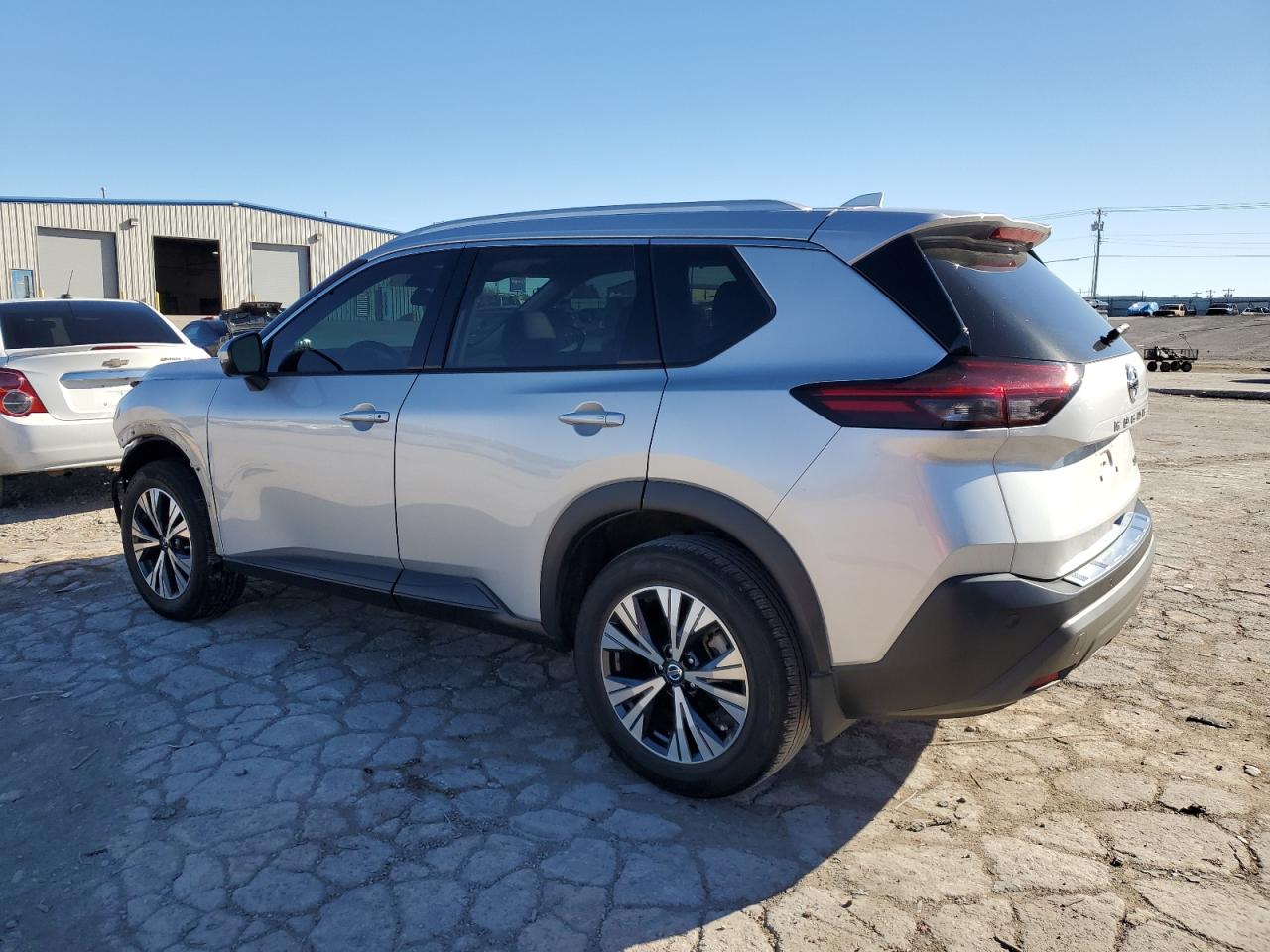 Image 2 of 2021 NISSAN ROGUE SV 2021 with VIN 5N1AT3BA7MC812091