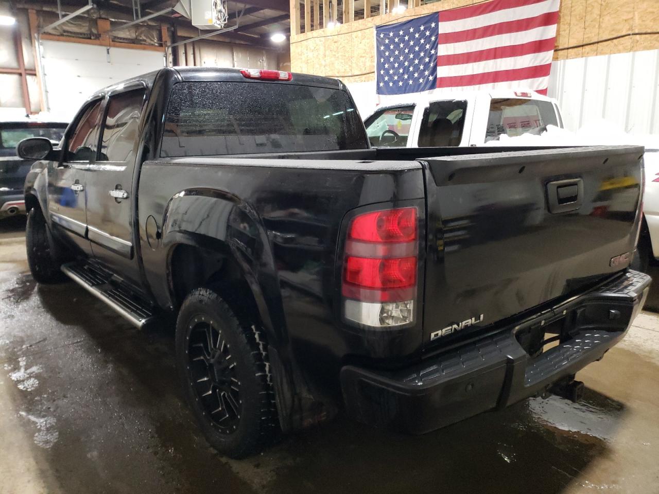 Image 2 of 2008 GMC NEW SIERRA K1500 DENALI 2008 with VIN 2GTEK638X81322214