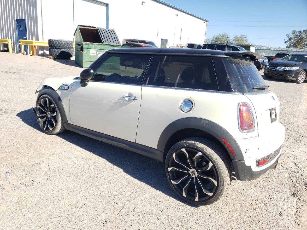 Изображение 2 2010 MINI COOPER S 2010 с VIN WMWMF7C51ATZ34830