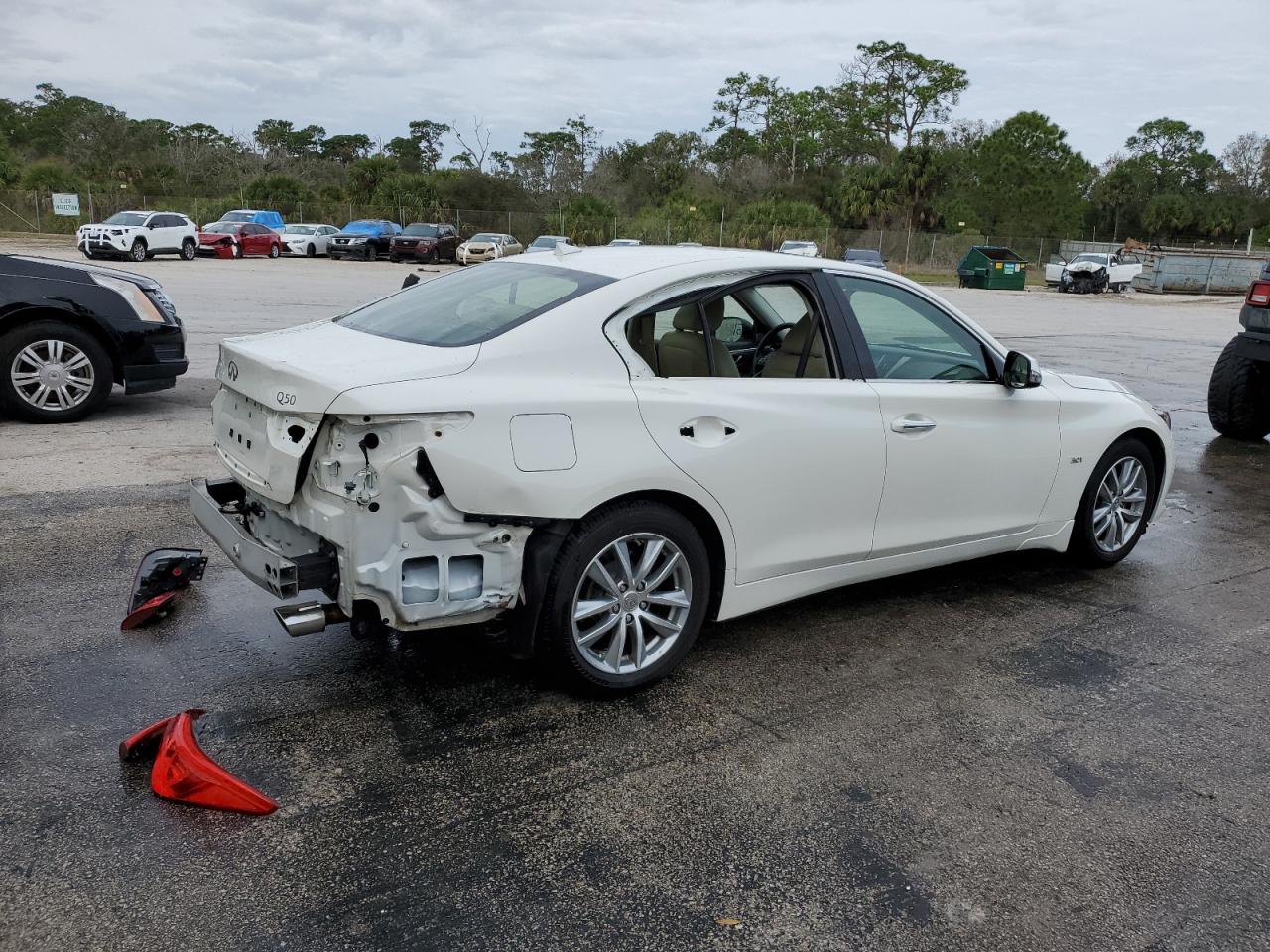 Obraz 3 z 2017 INFINITI Q50 PREMIUM 2017 z VIN JN1EV7ARXHM831865