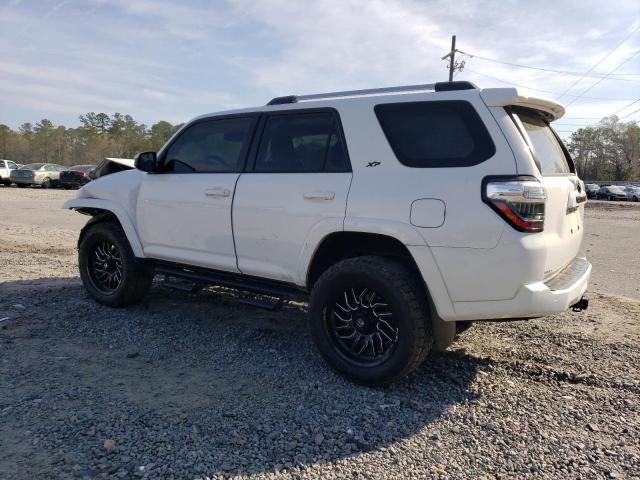 Изображение 2 2020 TOYOTA 4RUNNER SR5 2020 с VIN JTEZU5JR8L5217272