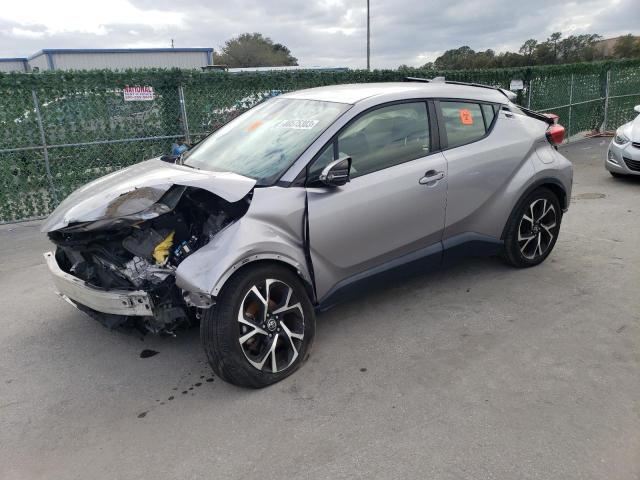 Obraz 1 z 2019 TOYOTA C-HR XLE 2019 z VIN JTNKHMBX7K1018653