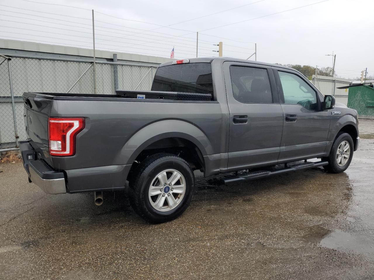 Obraz 3 z 2017 FORD F150 SUPERCREW 2017 z VIN 1FTEW1CF7HFA76401