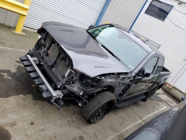Obraz 1 z 2022 TOYOTA TACOMA ACCESS CAB 2022 z VIN 3TYRZ5CN1NT021689