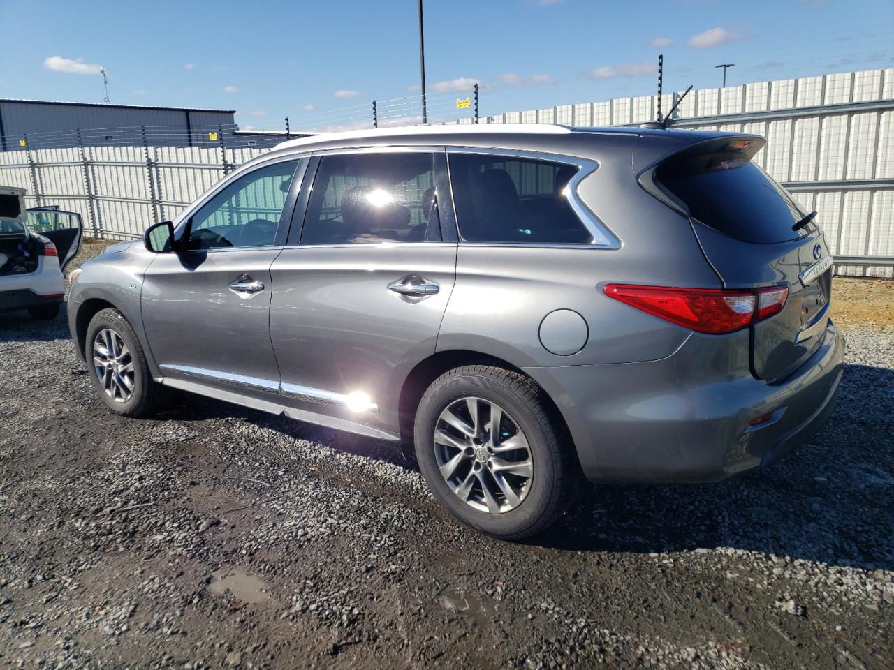 Obraz 2 z 2015 INFINITI QX60  2015 z VIN 5N1AL0MM8FC553653