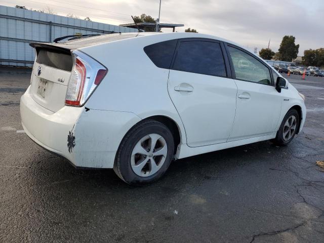 Image 3 of 2015 TOYOTA PRIUS  2015 with VIN JTDKN3DU4F0431331