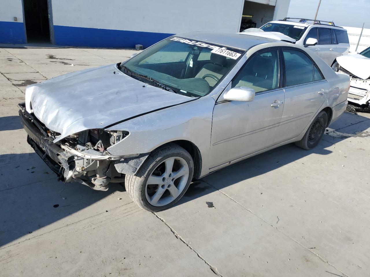 Obraz 1 z 2004 TOYOTA CAMRY LE 2004 z VIN 4T1BE32K24U351822
