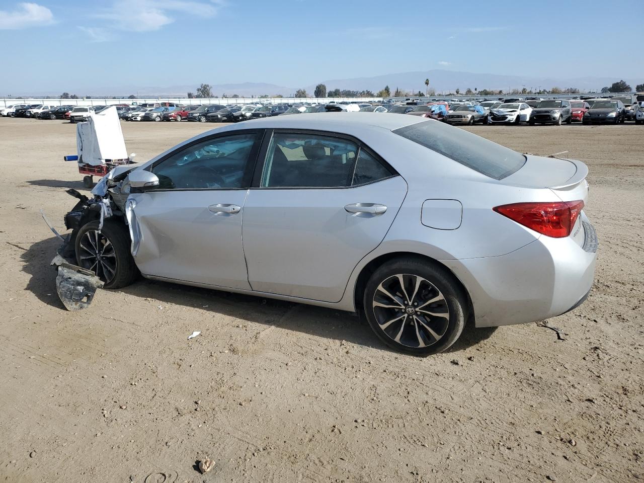 Изображение 2 2017 TOYOTA COROLLA L 2017 с VIN 2T1BURHE0HC798695