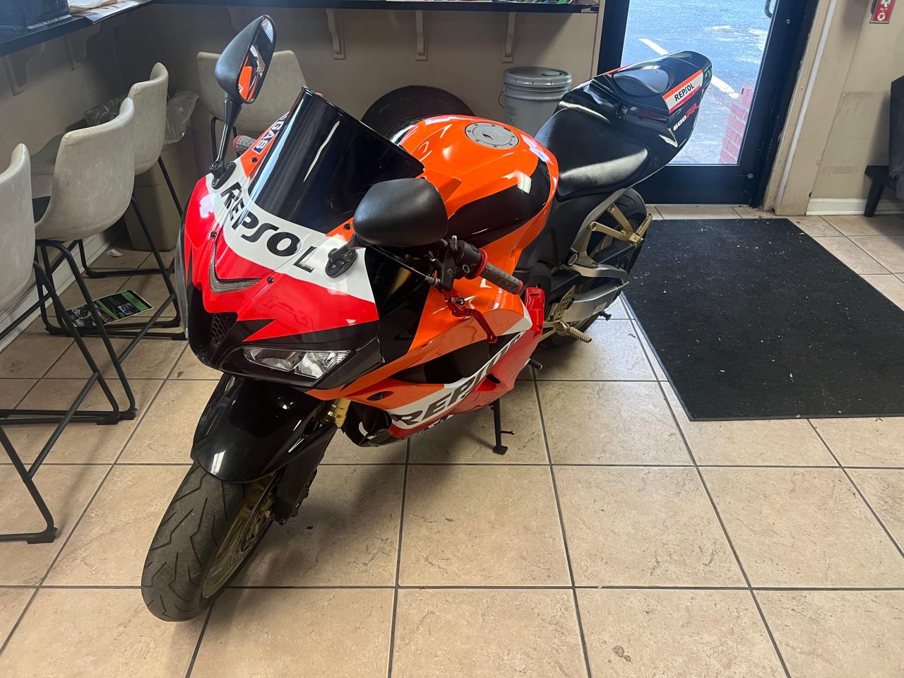 Image 2 of 2012 HONDA CBR600 RR 2012 with VIN JH2PC4015CK500130