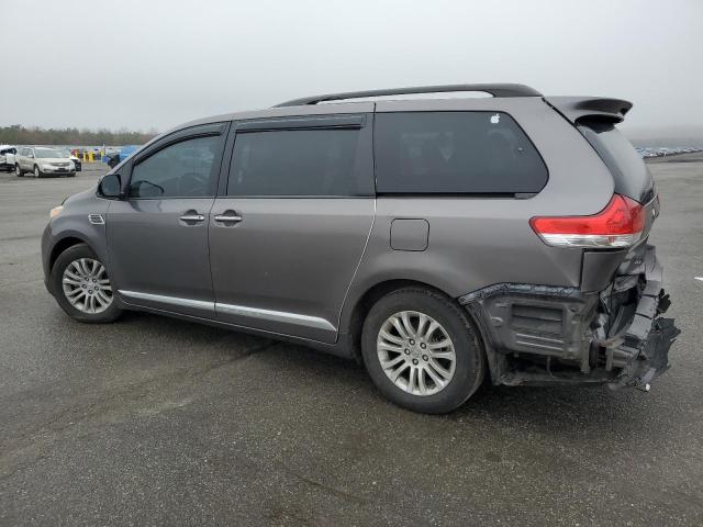 Obraz 2 z 2014 TOYOTA SIENNA XLE 2014 z VIN 5TDYK3DC3ES502380