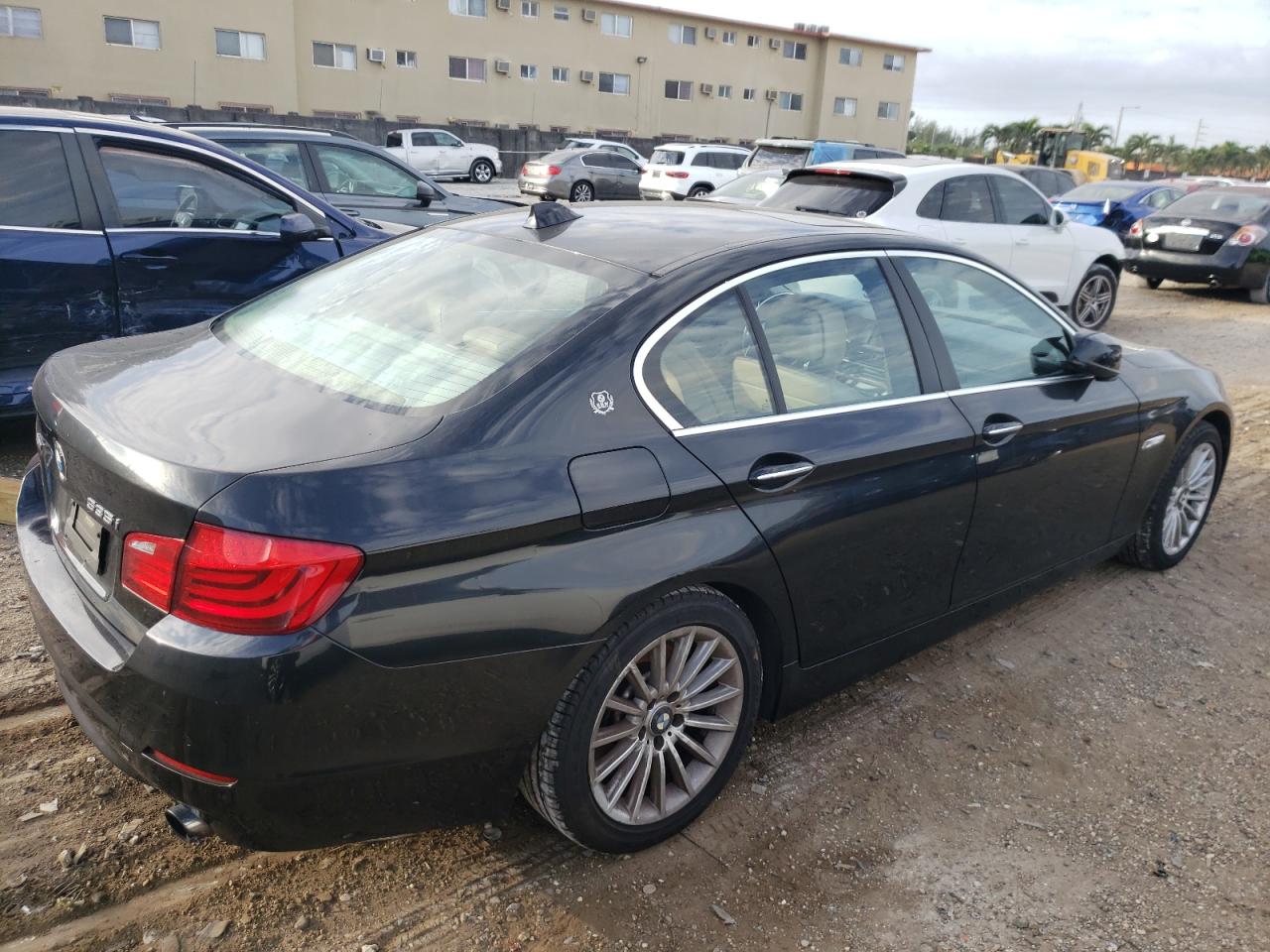 Obraz 3 z 2013 BMW 535 XI 2013 z VIN WBAFU7C51DDU72489