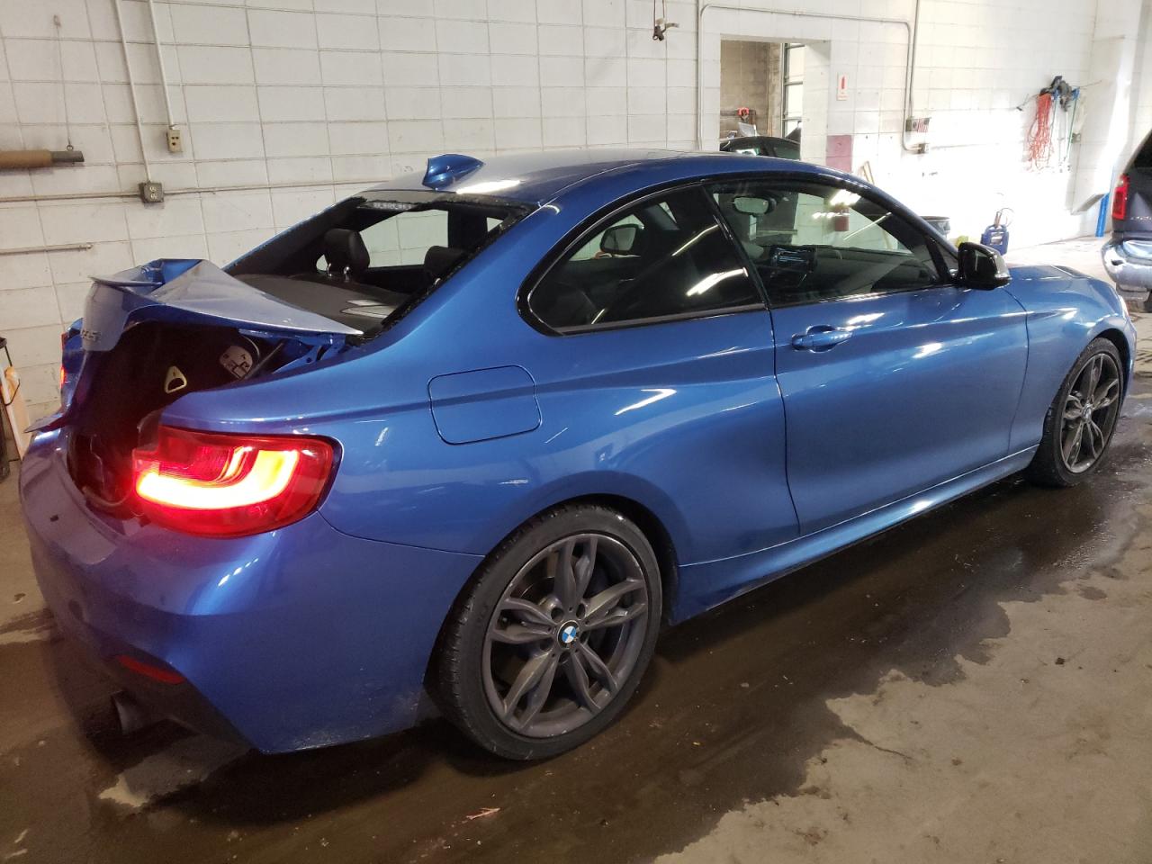 Изображение 3 2016 BMW M235I  2016 с VIN WBA1J7C59GV290234