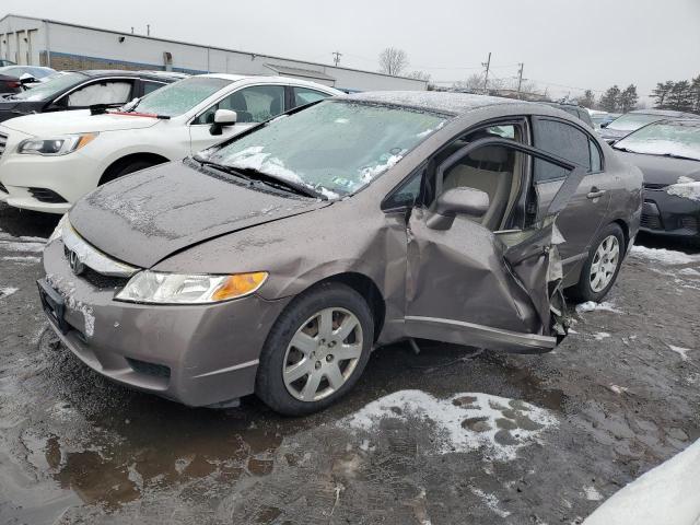 Image 1 of 2009 HONDA CIVIC LX 2009 with VIN 19XFA16599E018582