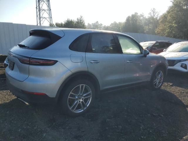 Obraz 3 z 2020 PORSCHE CAYENNE  2020 z VIN WP1AA2AY1LDA00781