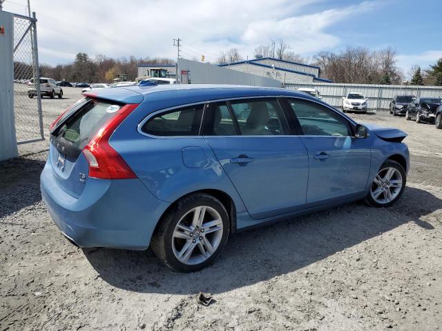 Obraz 3 z 2015 VOLVO V60 PREMIER 2015 z VIN YV1612SB0F1197346