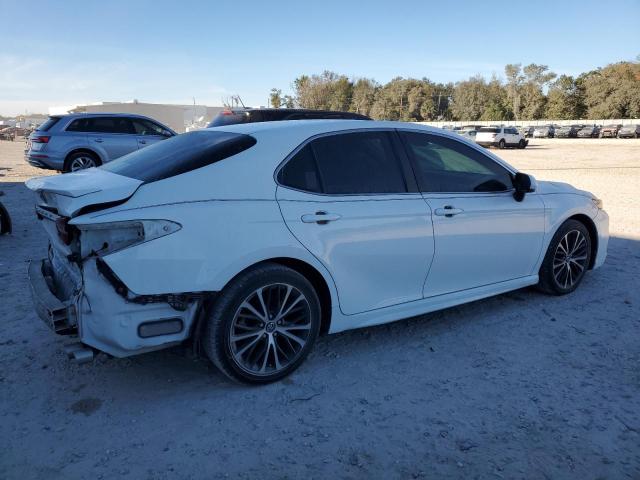 Obraz 3 z 2018 TOYOTA CAMRY L 2018 z VIN 4T1B11HK0JU638711