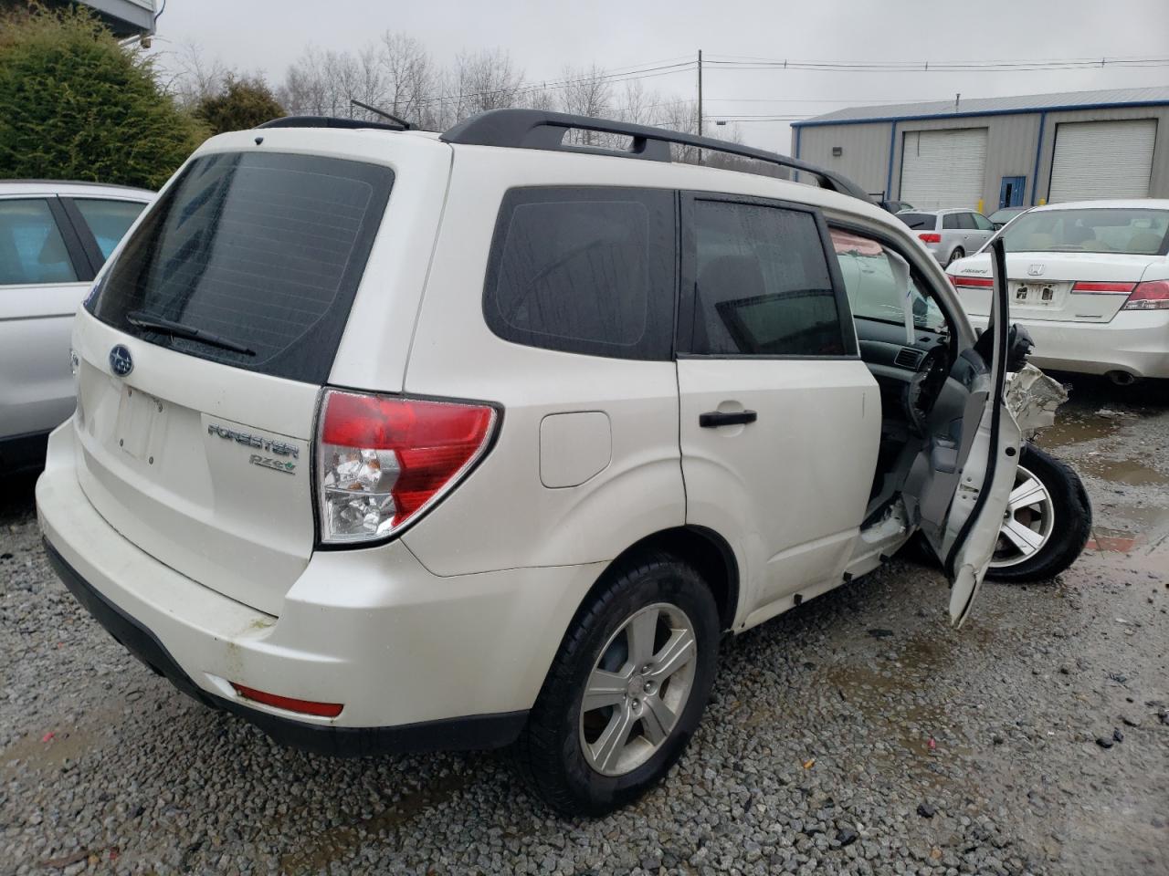 Изображение 3 2012 SUBARU FORESTER 2.5X 2012 с VIN JF2SHABC2CH419697