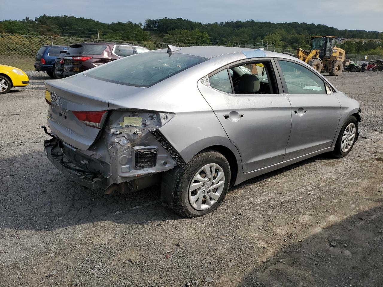 Image 3 of 2017 HYUNDAI ELANTRA SE 2017 with VIN 5NPD74LF1HH102135