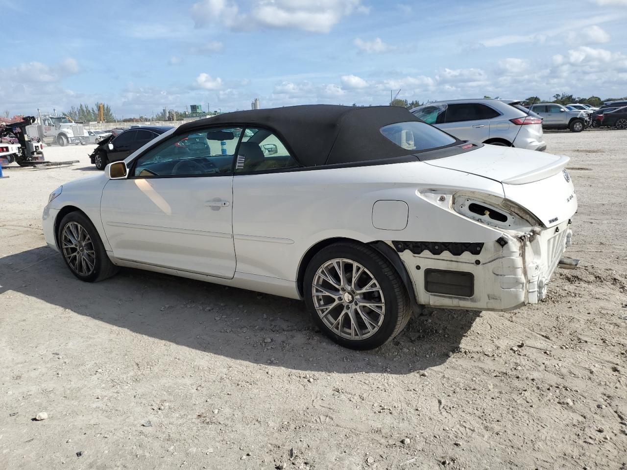 Изображение 2 2007 TOYOTA CAMRY SOLARA SE 2007 с VIN 4T1FA38P17U110919