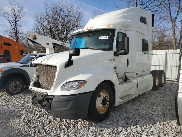 Obraz 2 z 2020 INTERNATIONAL LT625  2020 z VIN 3HSDZAPR1LN800133