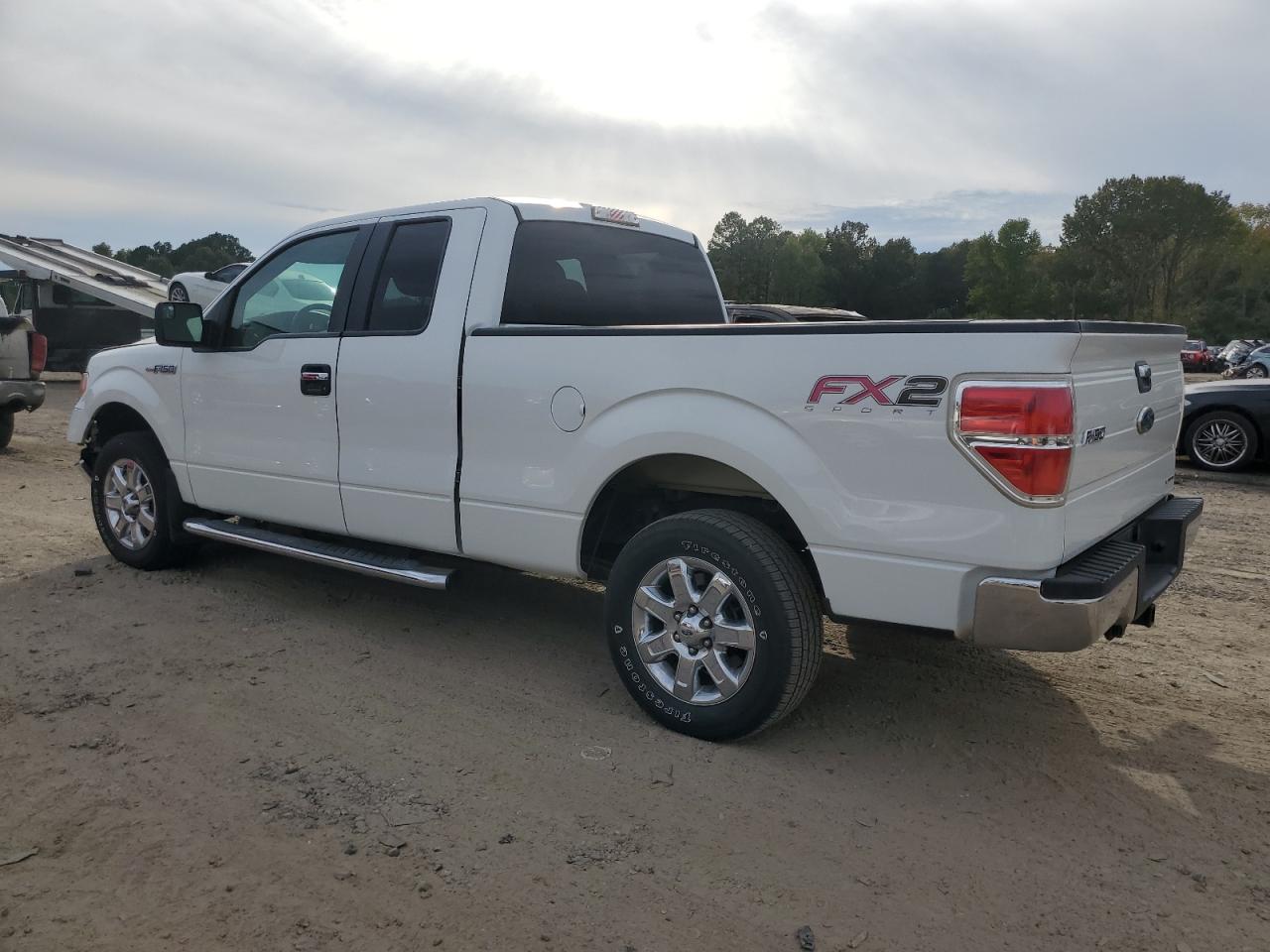 Image 2 of 2013 FORD F150 SUPER CAB 2013 with VIN 1FTEX1CM9DFD33581