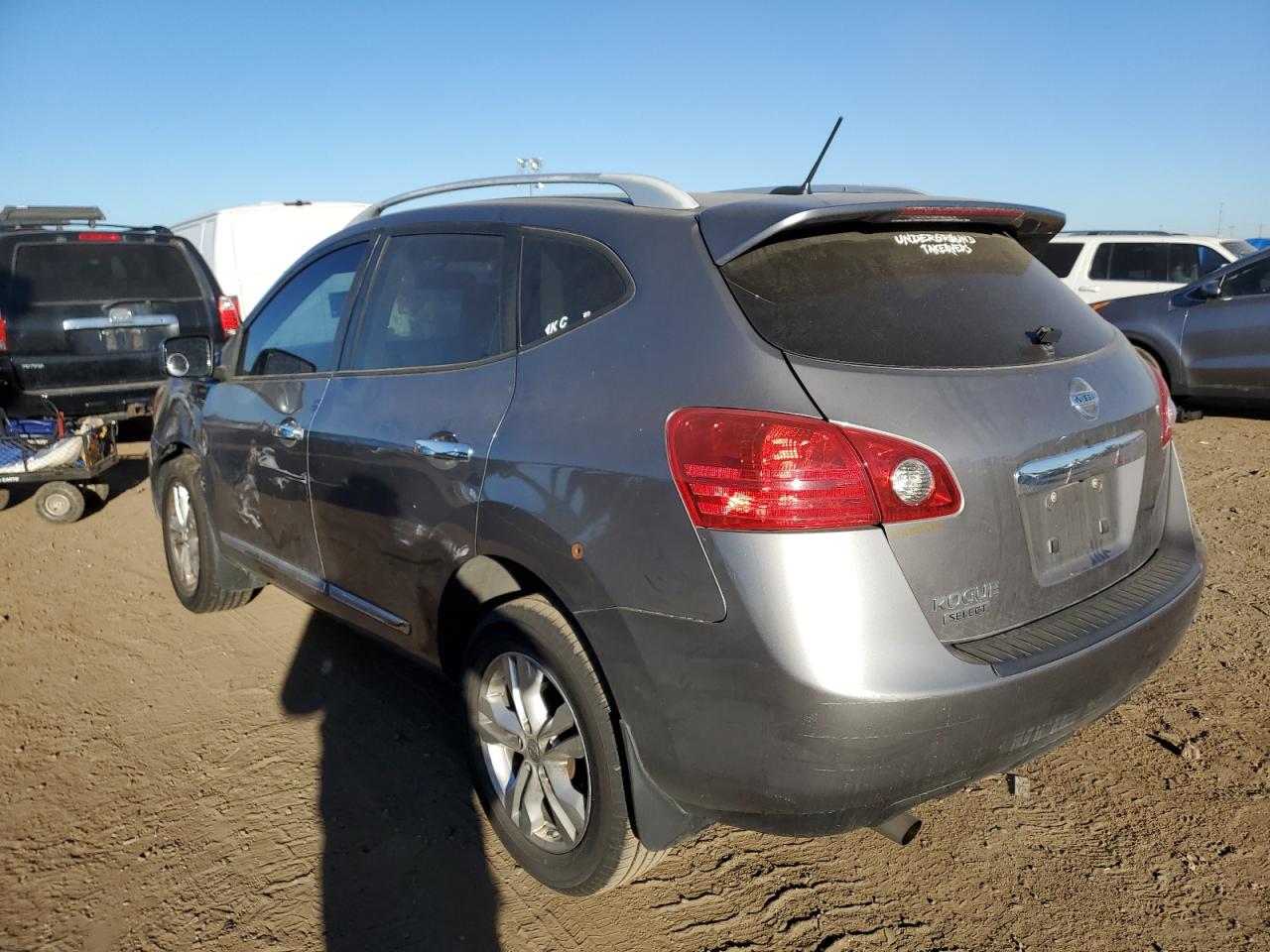 Image 2 of 2015 NISSAN ROGUE SELECT S 2015 with VIN JN8AS5MT6FW670260