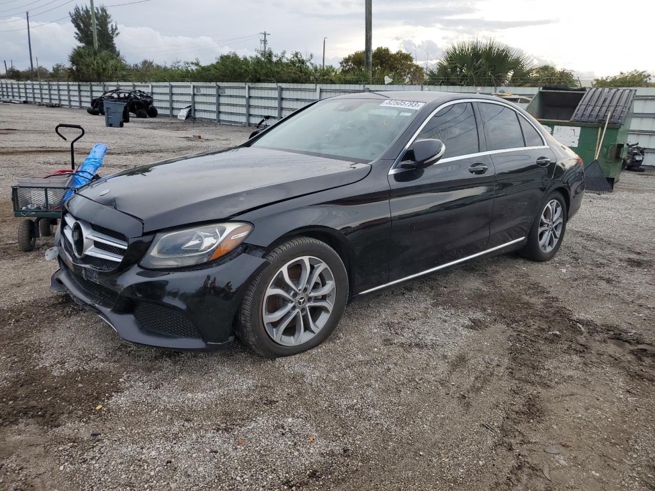 Изображение 1 2016 MERCEDES-BENZ C 300 2016 с VIN 55SWF4JB6GU163858