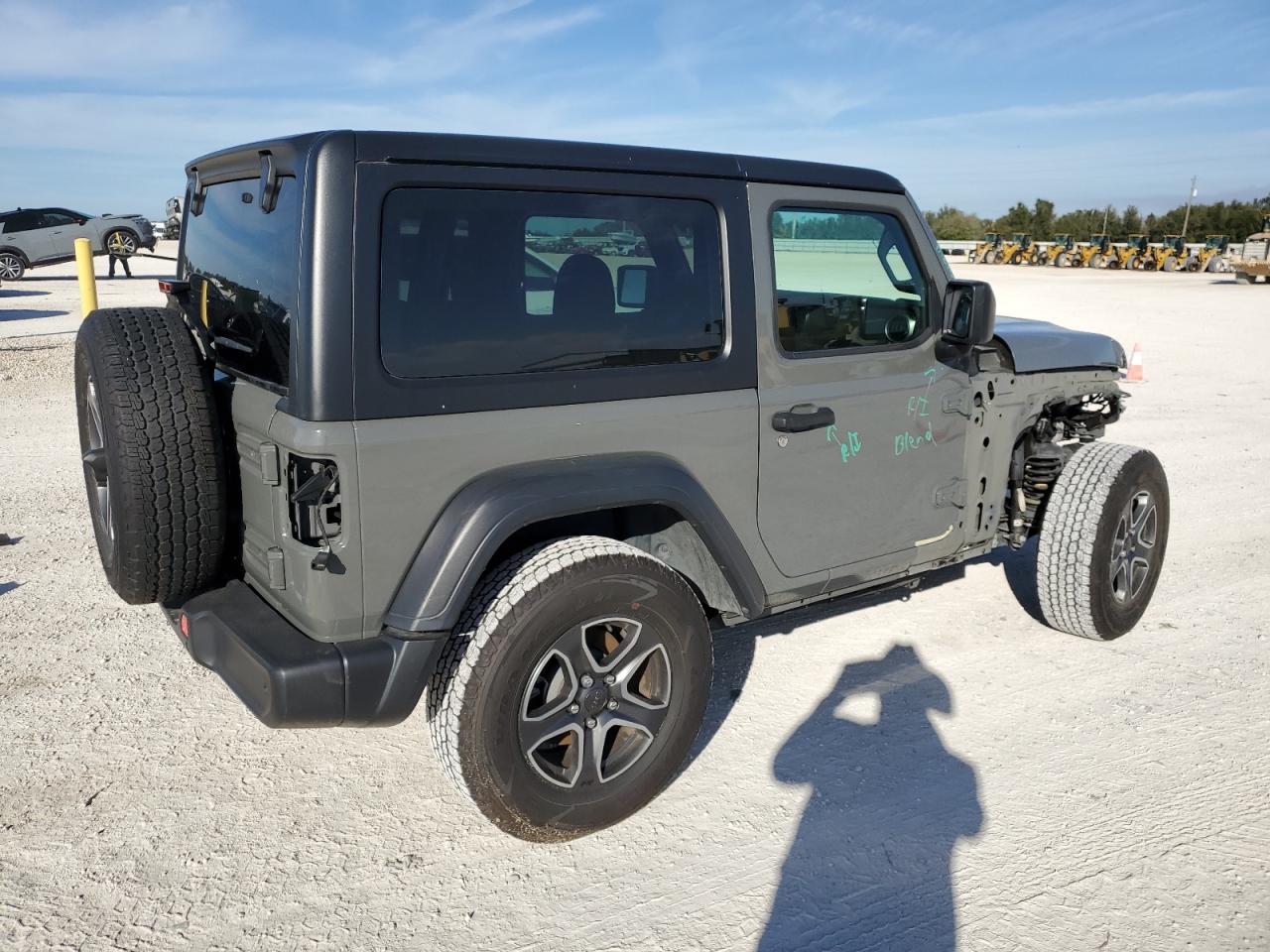 Image 3 of 2020 JEEP WRANGLER SPORT 2020 with VIN 1C4GJXAG6LW176827