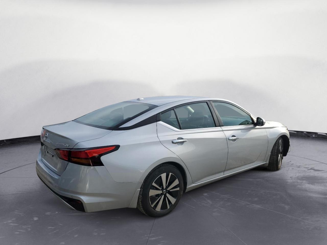 Изображение 3 2022 NISSAN ALTIMA SV 2022 с VIN 1N4BL4DV4NN404206