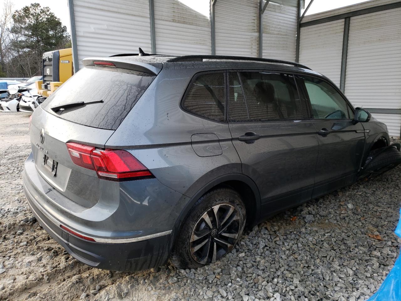Изображение 3 2023 VOLKSWAGEN TIGUAN S 2023 с VIN 3VVRB7AX5PM036524
