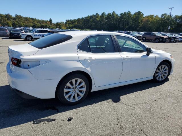 Obraz 3 z 2018 TOYOTA CAMRY L 2018 z VIN 4T1B11HK0JU668727