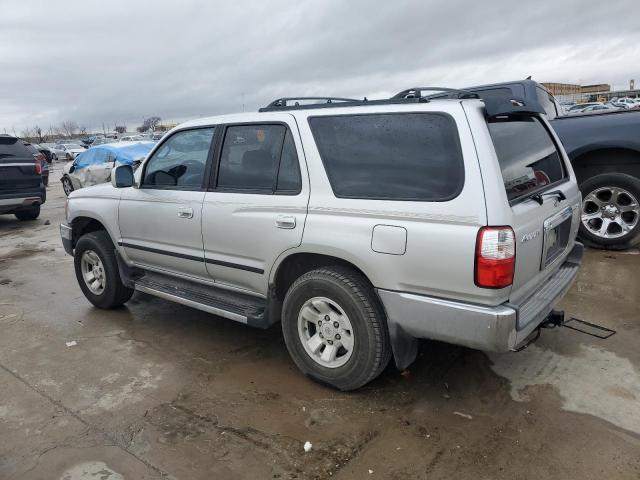 Image 2 of 2002 TOYOTA 4RUNNER SR5 2002 with VIN JT3GN86R820258648