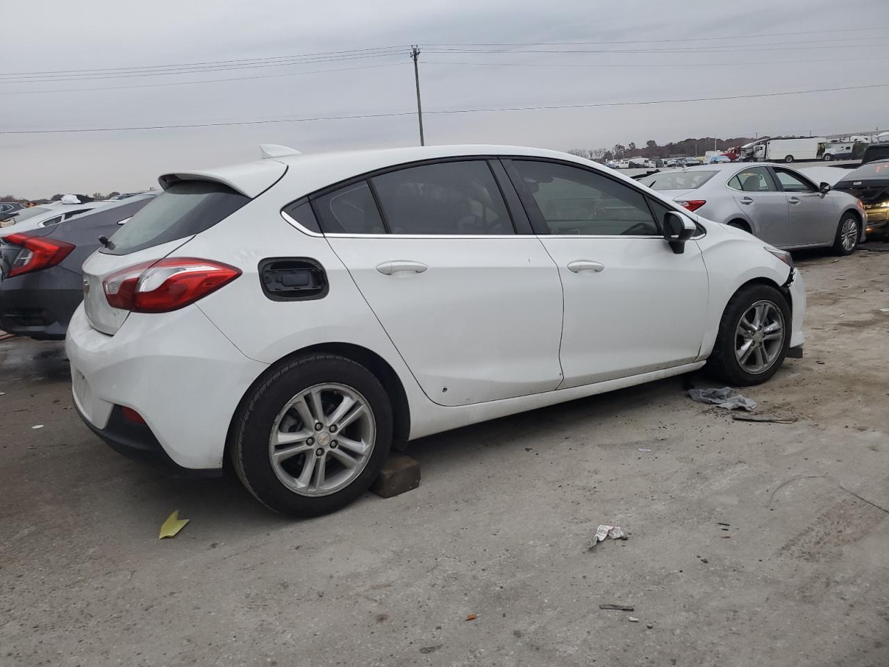 Изображение 3 2017 CHEVROLET CRUZE LT 2017 с VIN 3G1BE6SMXHS569254