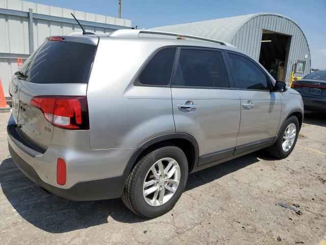 Obraz 3 z 2015 KIA SORENTO LX 2015 z VIN 5XYKT4A64FG596842