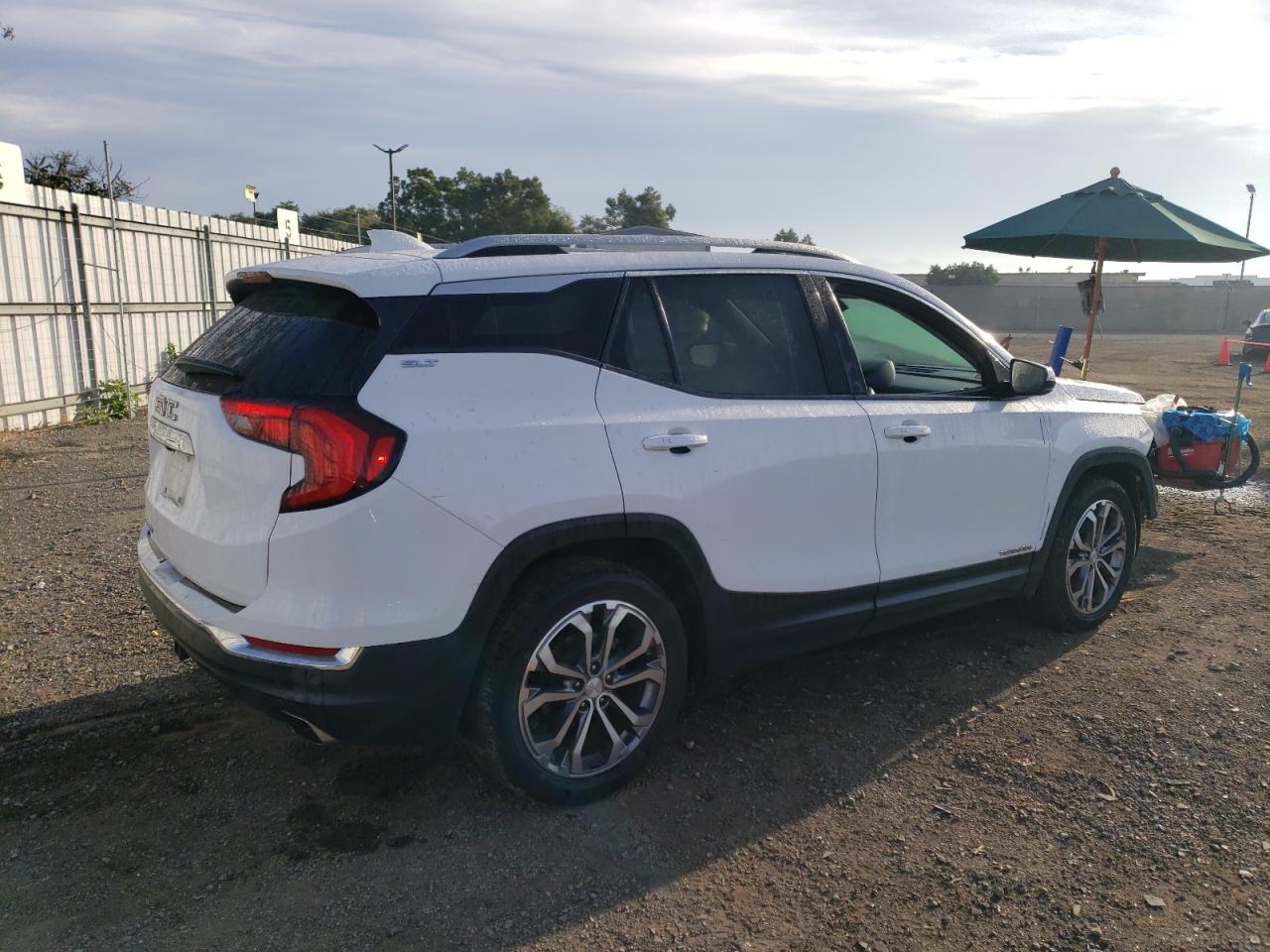 Image 3 of 2019 GMC TERRAIN SLT 2019 with VIN 3GKALPEX5KL125922