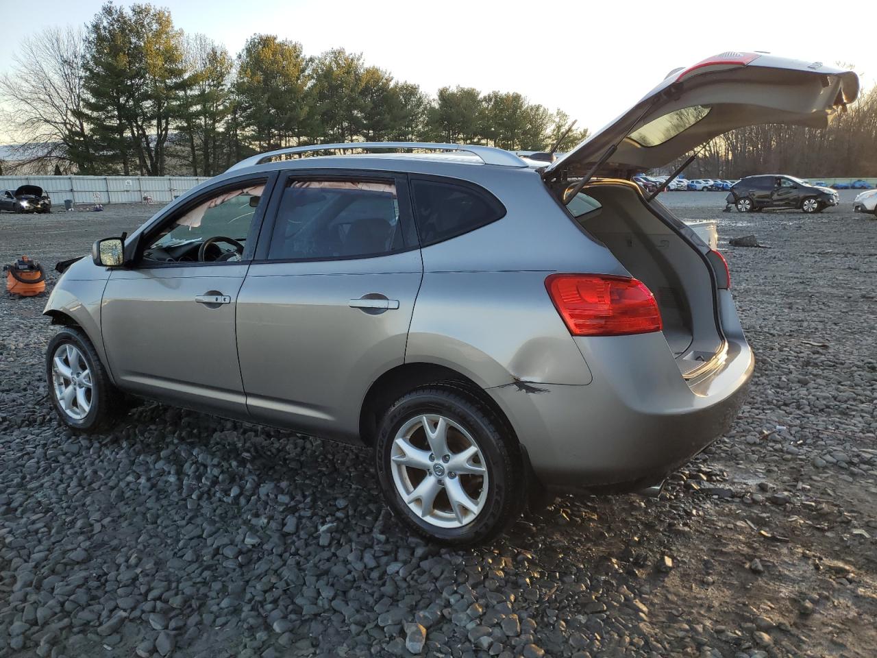 Obraz 2 z 2009 NISSAN ROGUE S 2009 z VIN JN8AS58V39W438893