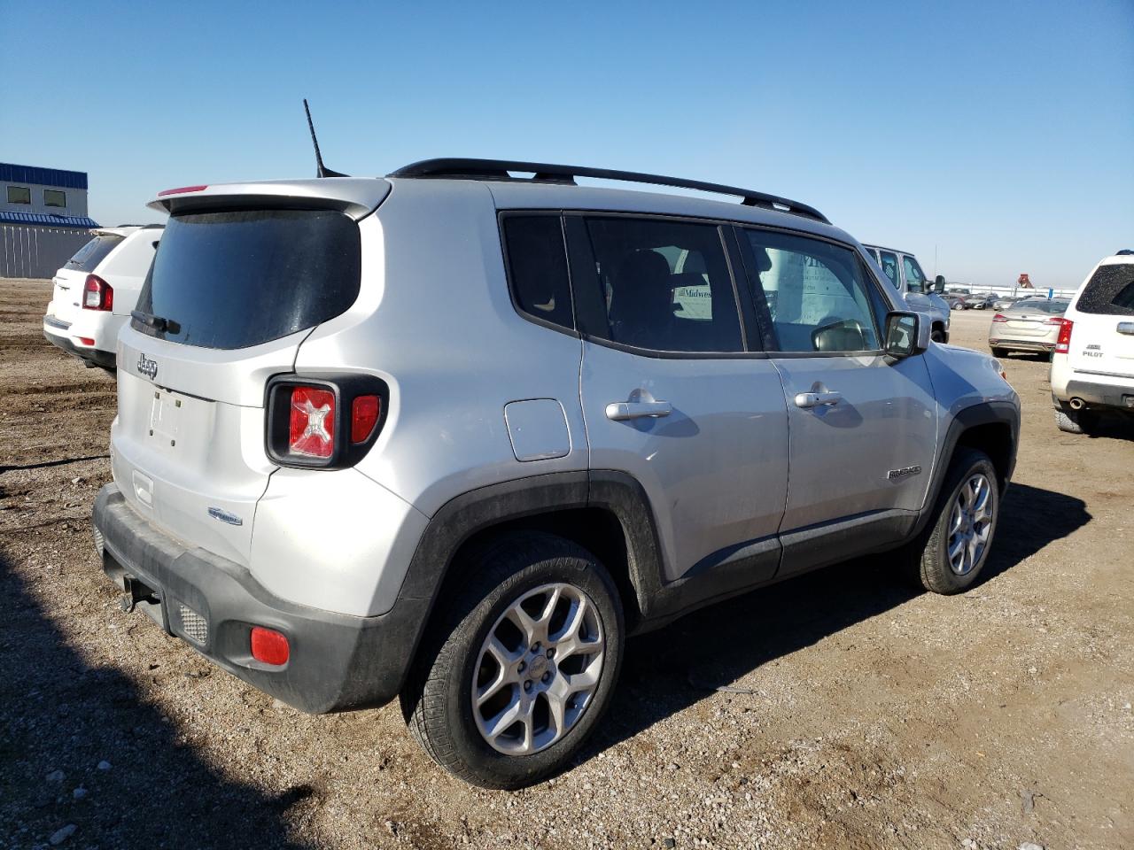 Obraz 3 z 2018 JEEP RENEGADE LATITUDE 2018 z VIN ZACCJBBB2JPH90336