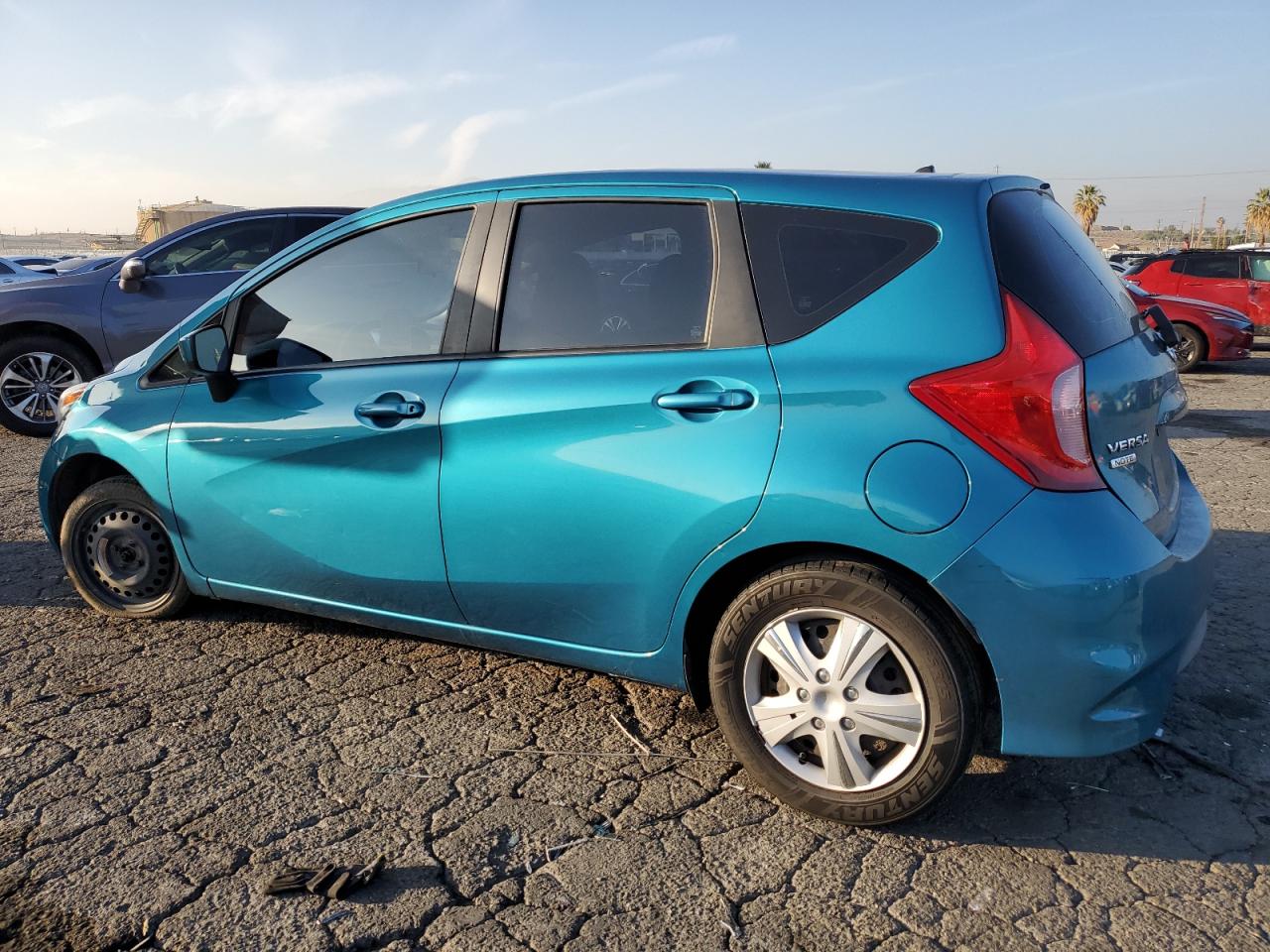 Image 2 of 2015 NISSAN VERSA NOTE S 2015 with VIN 3N1CE2CP1FL432775