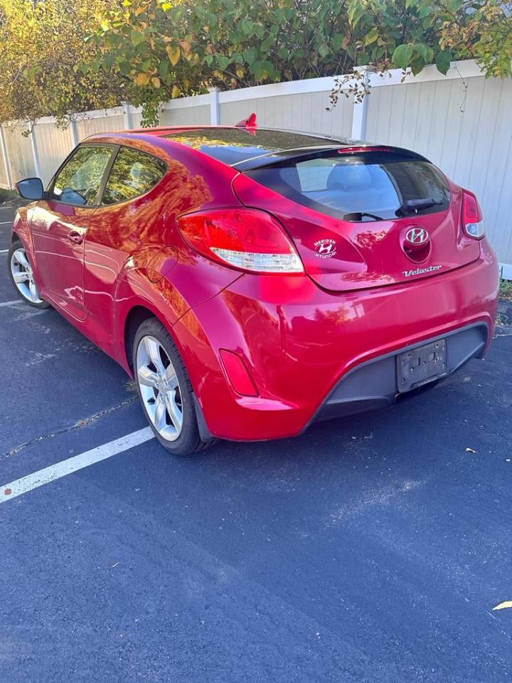 Image 2 of 2013 HYUNDAI VELOSTER  2013 with VIN KMHTC6AD2DU142353