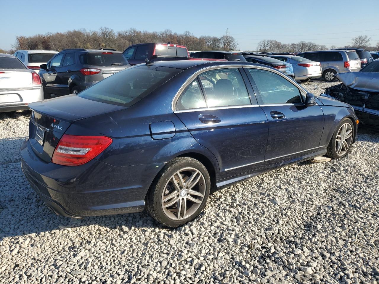 Image 3 of 2014 MERCEDES-BENZ C 300 4MATIC 2014 with VIN WDDGF8AB4EG244282