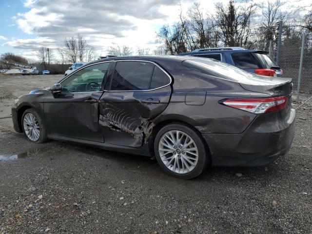 Obraz 2 z 2018 TOYOTA CAMRY L 2018 z VIN 4T1B11HK2JU050700