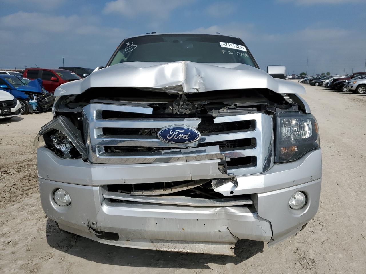 Image 3 of 2013 FORD EXPEDITION LIMITED 2013 with VIN 1FMJU1K55DEF27348