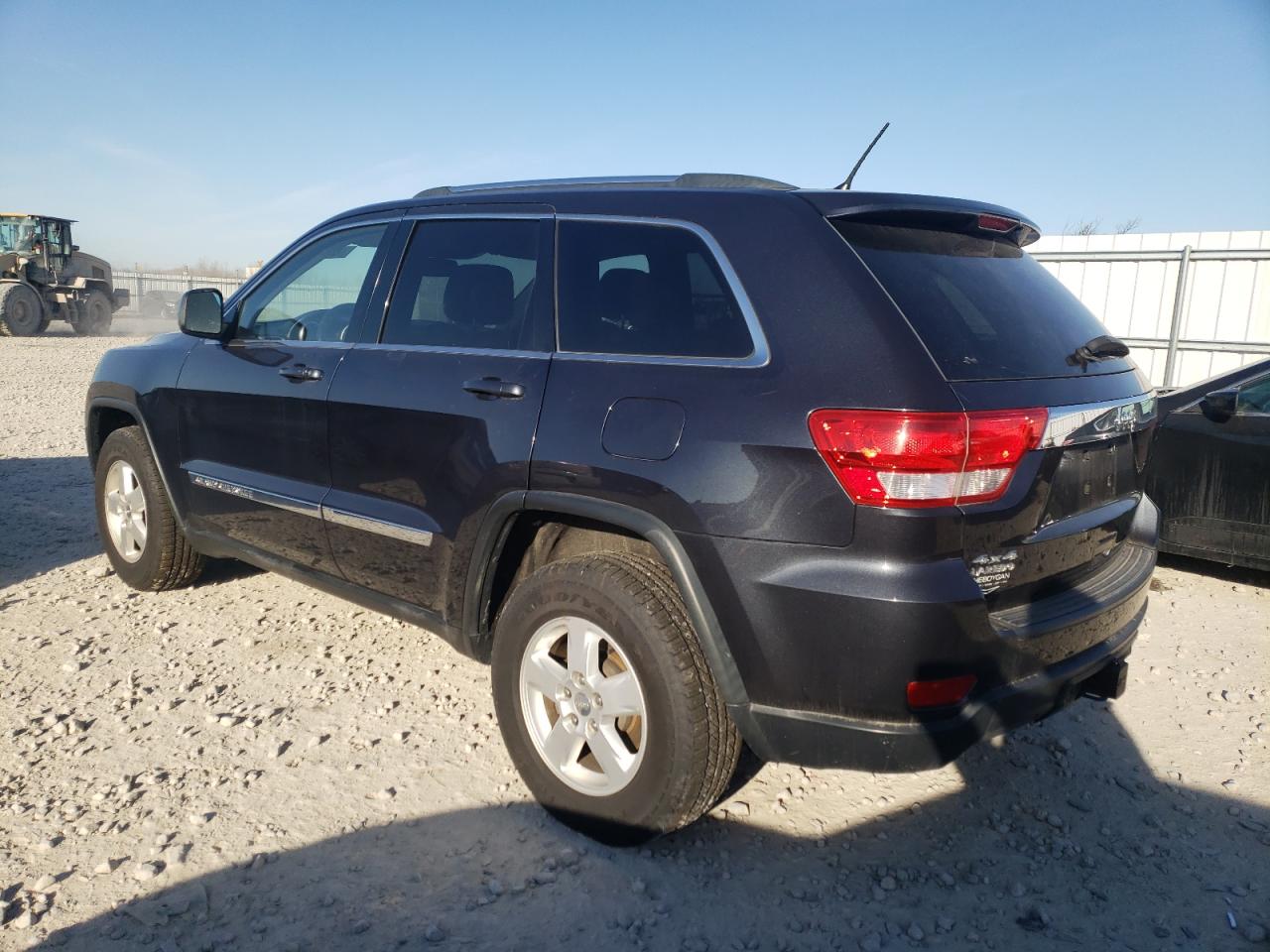 Изображение 2 2012 JEEP GRAND CHEROKEE LAREDO 2012 с VIN 1C4RJFAG3CC297609