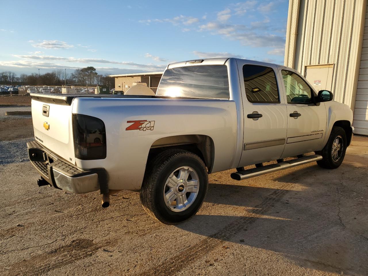 Изображение 3 2013 CHEVROLET SILVERADO K1500 LT 2013 с VIN 3GCPKSE79DG147672