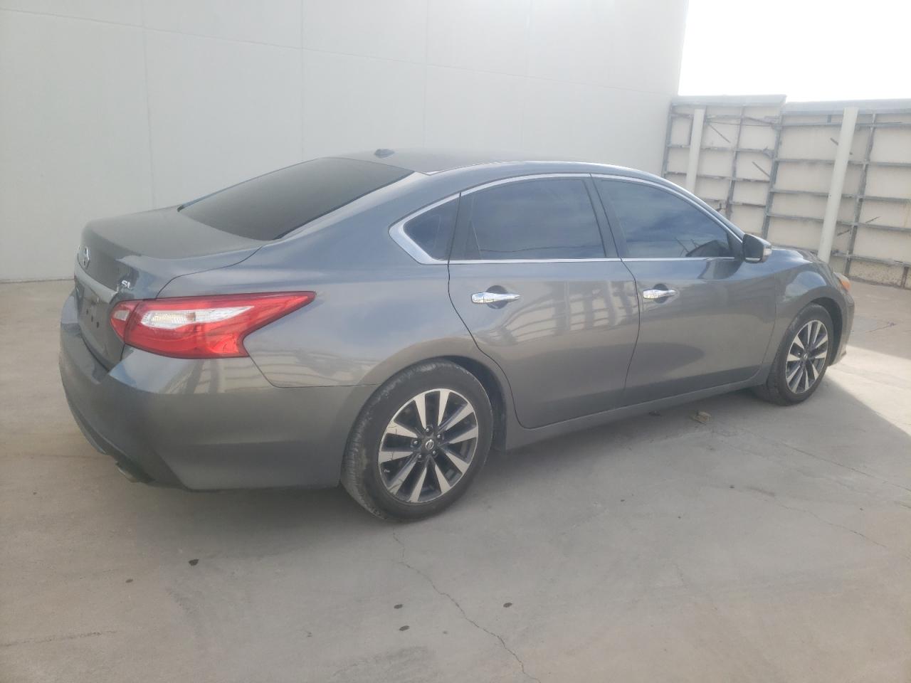 Image 3 of 2017 NISSAN ALTIMA 2.5 2017 with VIN 1N4AL3AP9HC243847