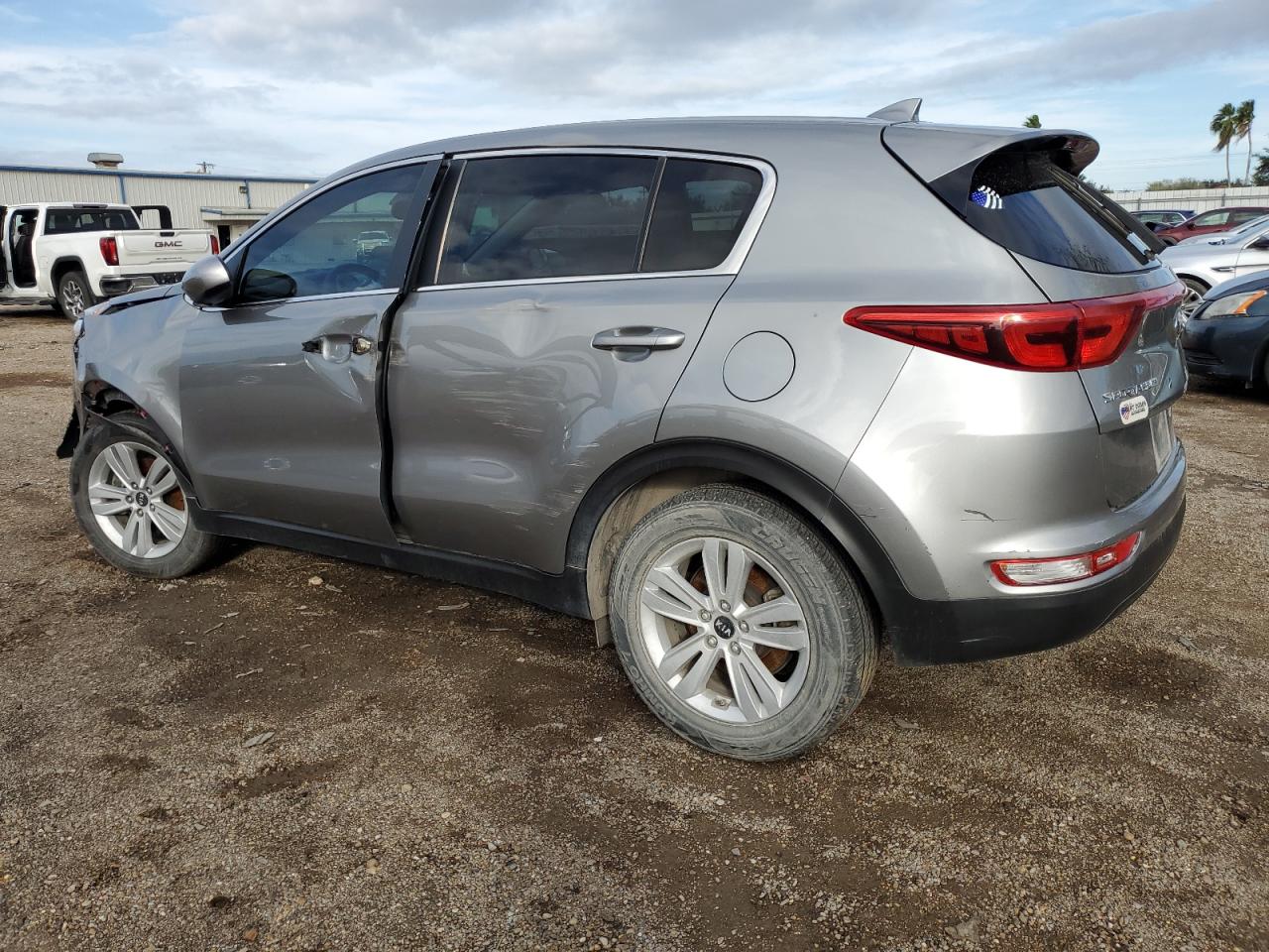 Изображение 2 2019 KIA SPORTAGE LX 2019 с VIN KNDPM3AC5K7601704