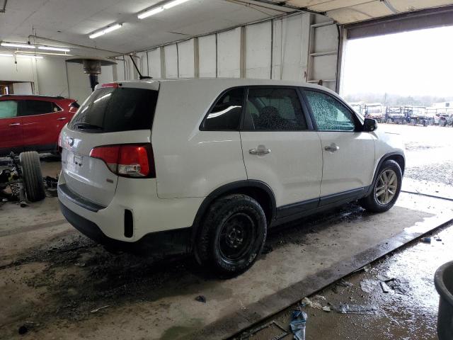 Image 3 of 2015 KIA SORENTO LX 2015 with VIN 5XYKT3A6XFG623374